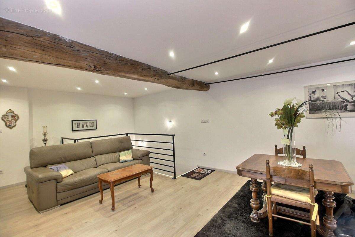 Maison à LES ABRETS