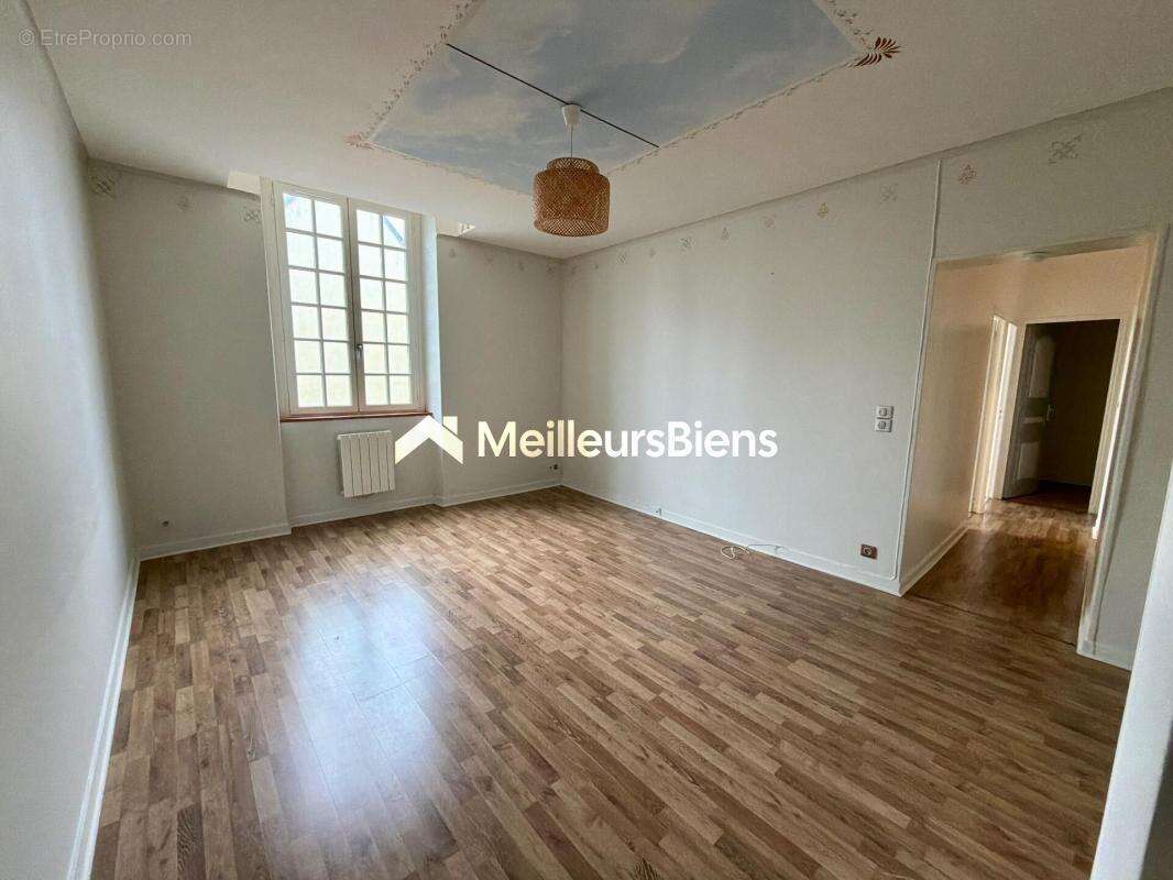 Appartement à CRAON
