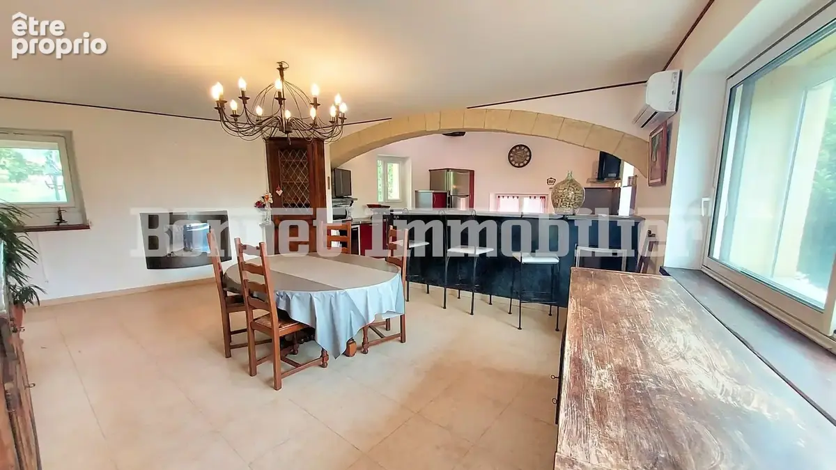 Commerce et appartement en duplex avec terrasse et superbe vue - photo 10