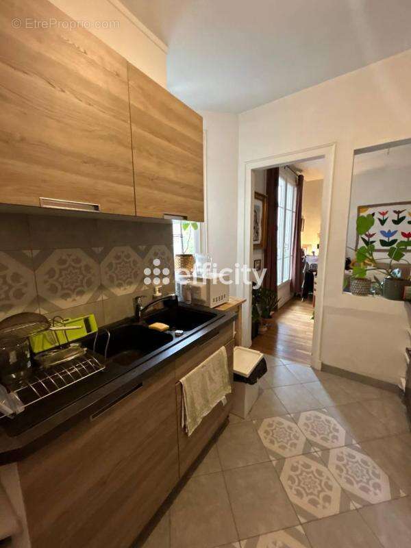 Appartement à PARIS-20E