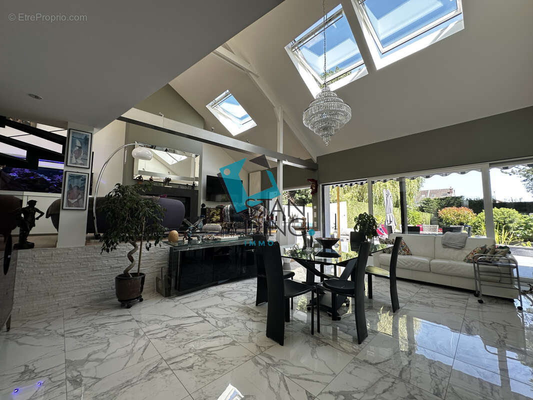 Maison à MARCQ-EN-BAROEUL