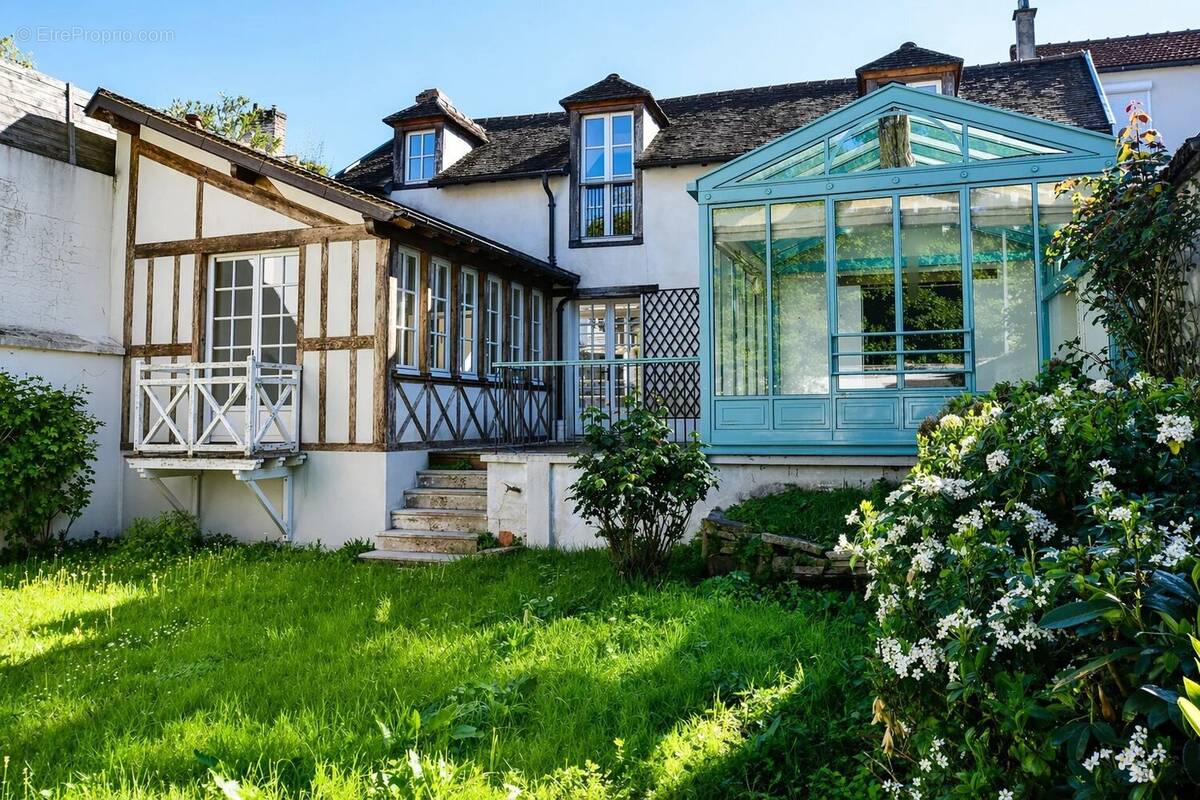 Maison à BOUGIVAL