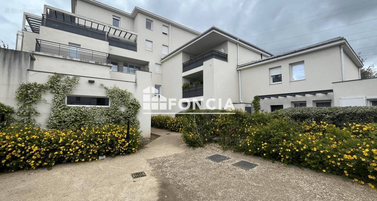 Appartement à ELANCOURT