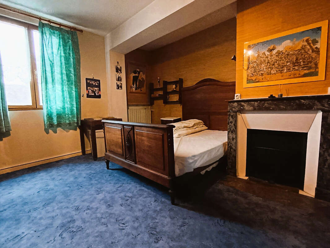 Maison à IVRY-LE-TEMPLE