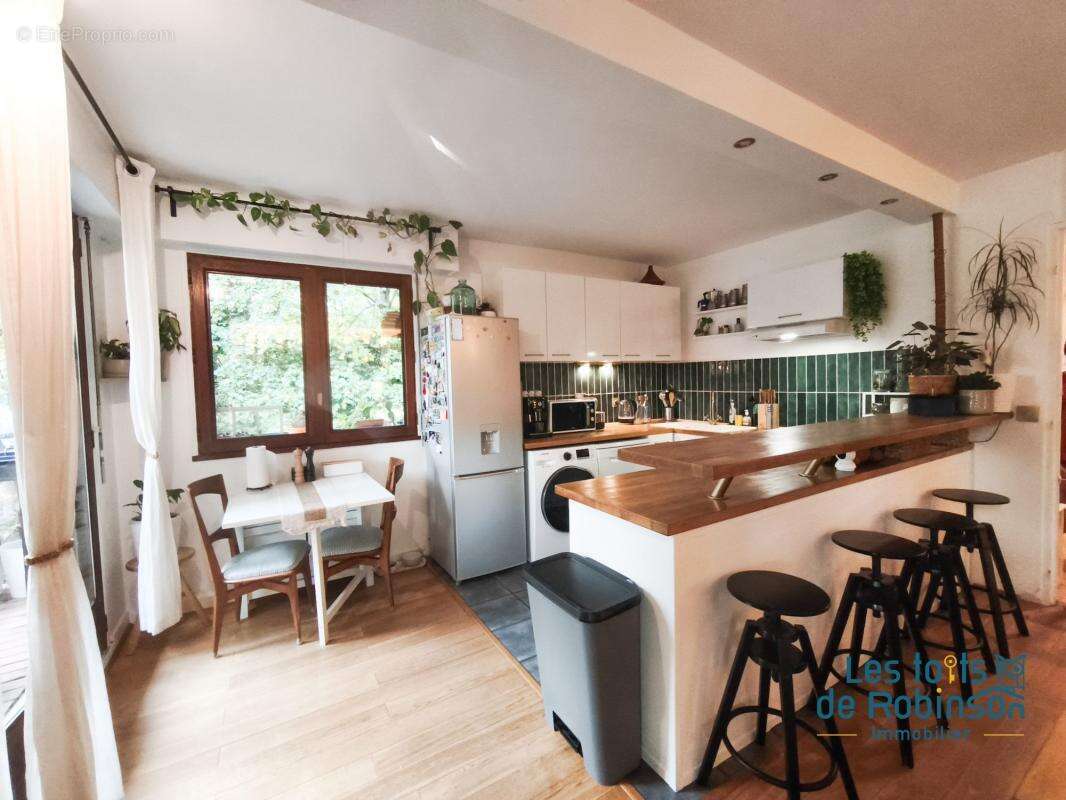 Appartement à FONTENAY-AUX-ROSES