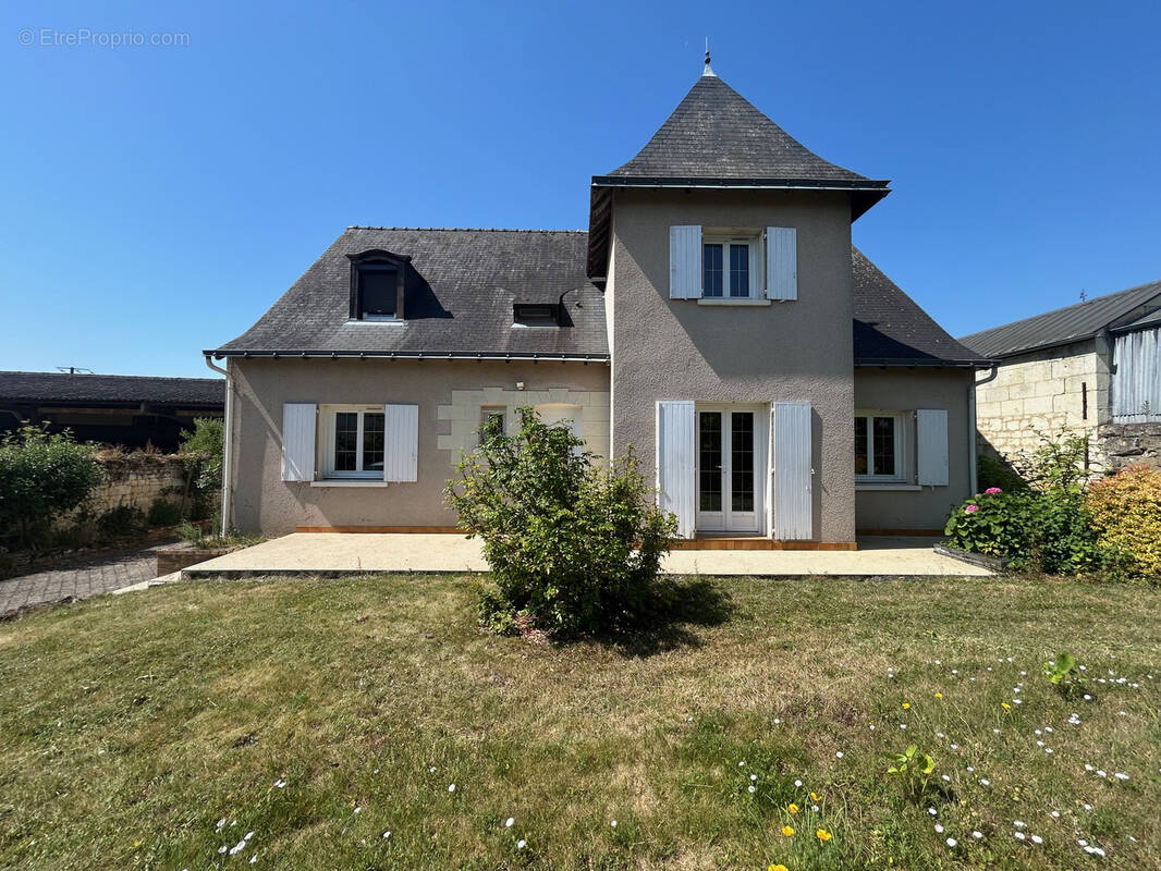 Maison à VARRAINS