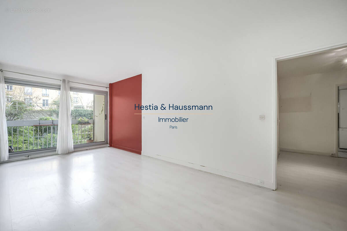 Appartement à PARIS-15E
