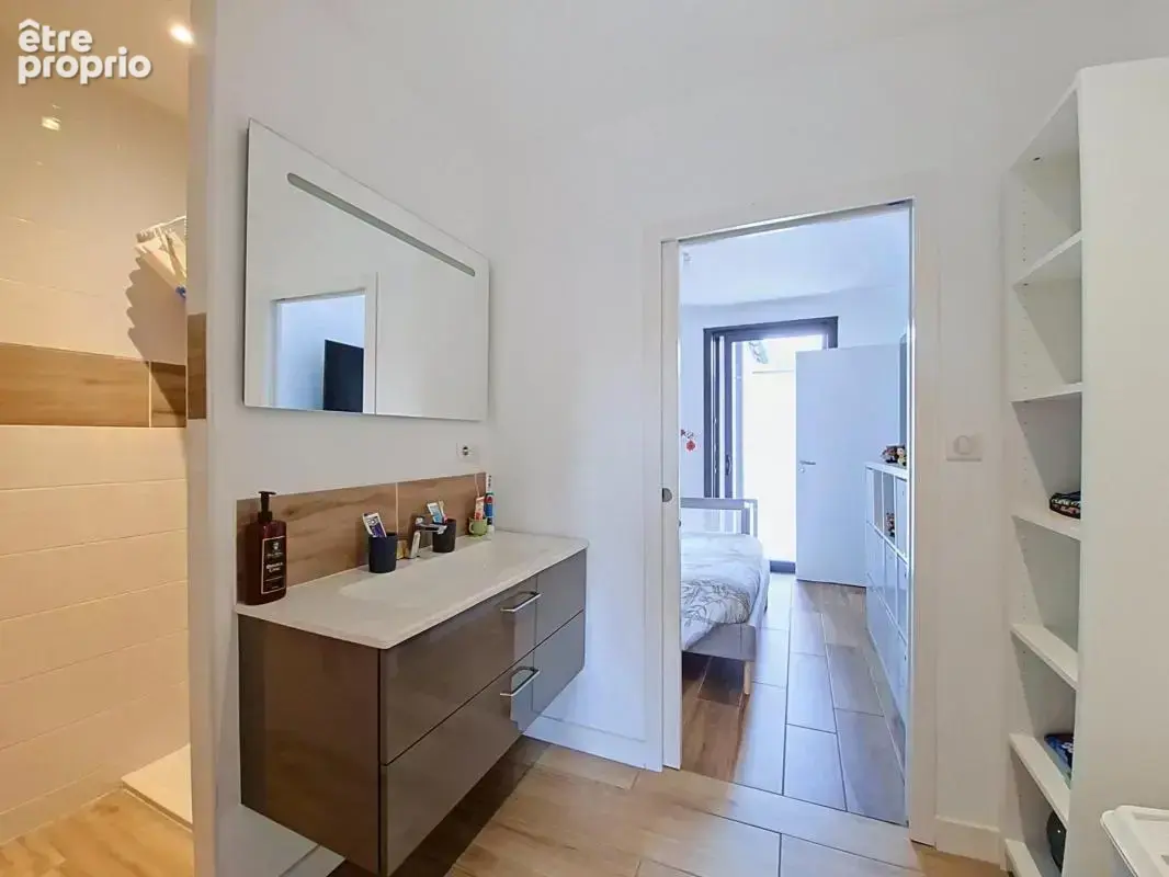 Maison rénovée avec terrasse, sous-sol et garage – Quartier Sacré-Cœur à Cholet - photo 6