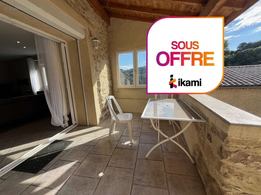 Maison à CHARMES-SUR-RHONE