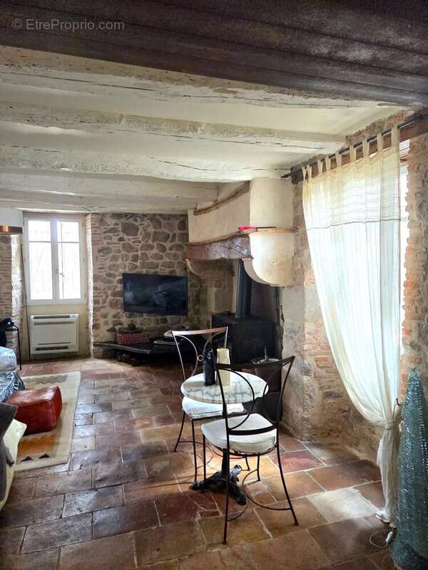 Maison à CASTELNAU-DE-MONTMIRAL