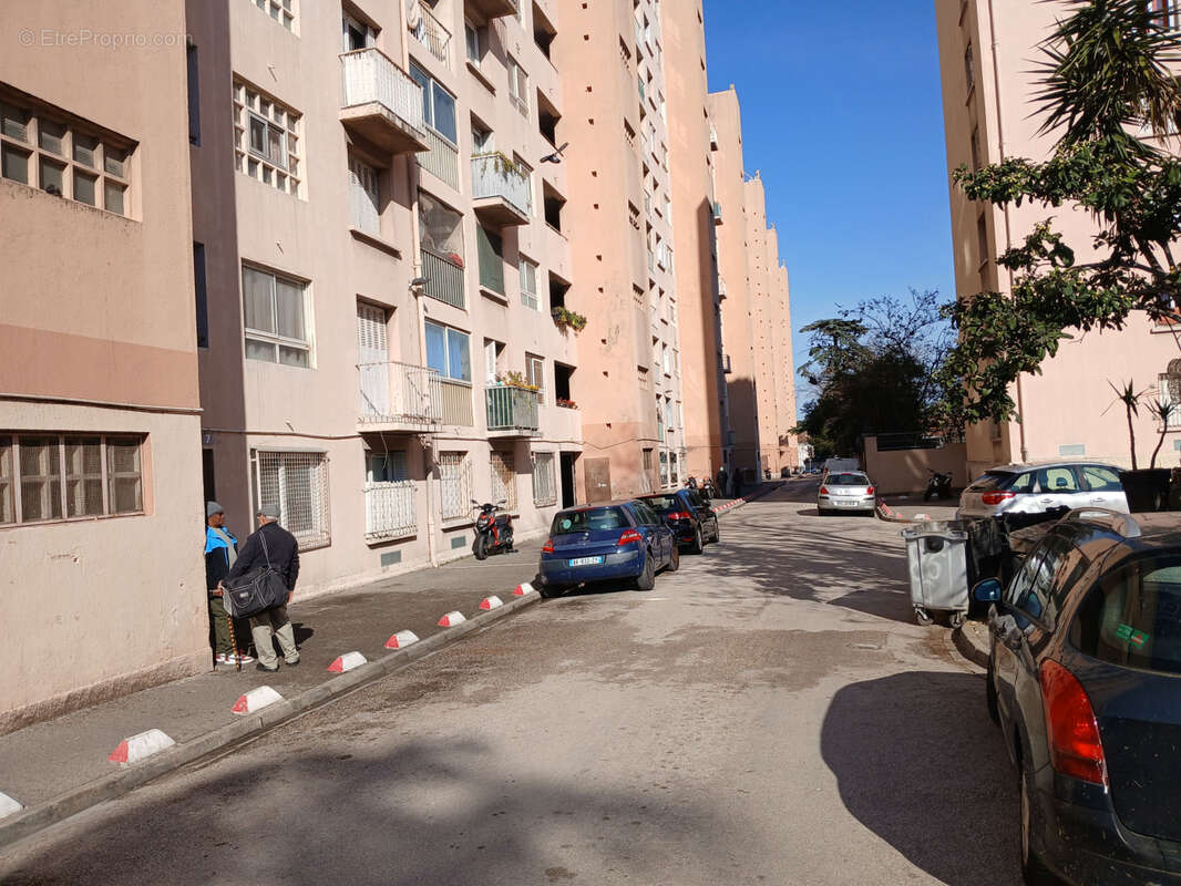Appartement à MARSEILLE-10E