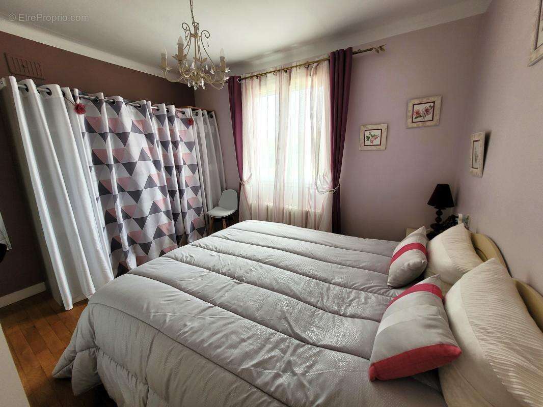 Maison à SPAY