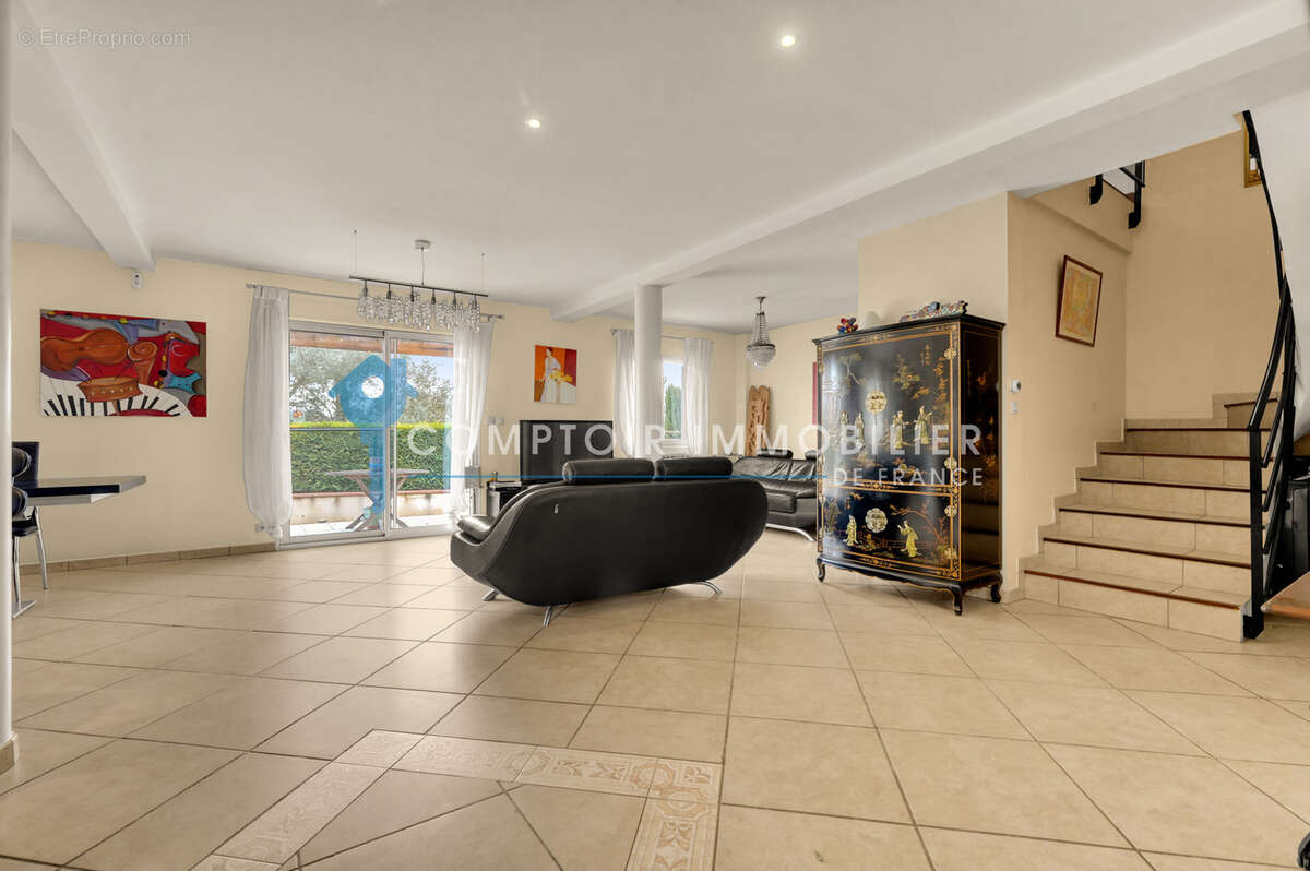 Maison 120 m2 terrain 455 m2 - photo 4