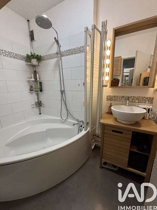 Photo 6 - Appartement à L'ISLE-ADAM