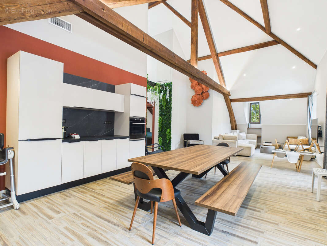 Appartement à AIX-LES-BAINS