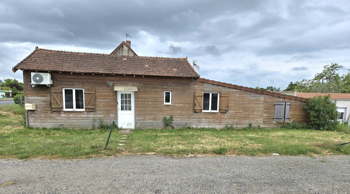 Maison à TOULON-SUR-ALLIER