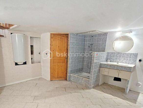 Maison à MONTESQUIEU-DES-ALBERES