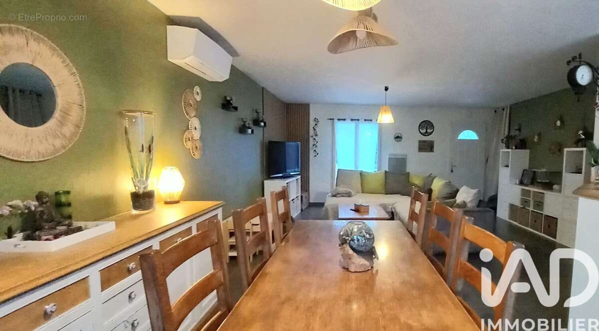 Maison 103 m² à Saint-Hilaire-Bonneval  - photo 6