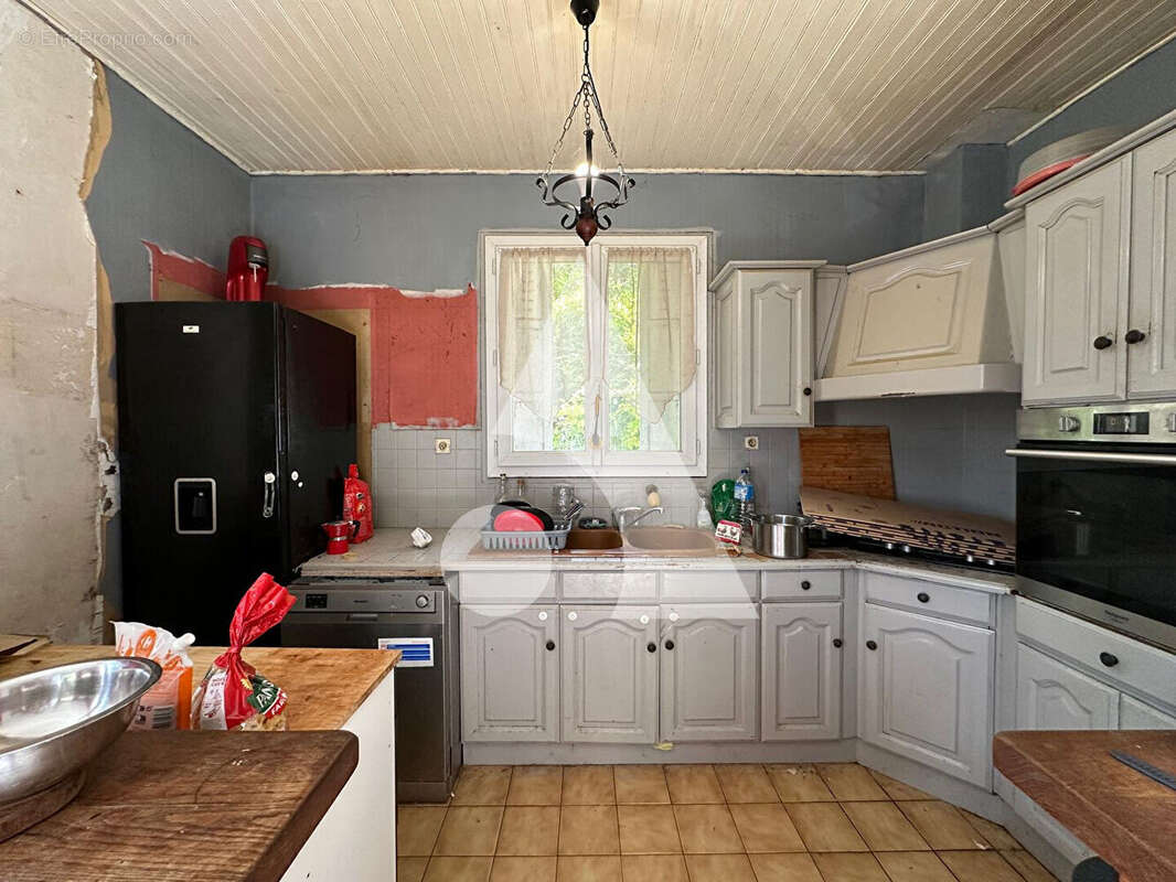 Maison à LISSAC-ET-MOURET