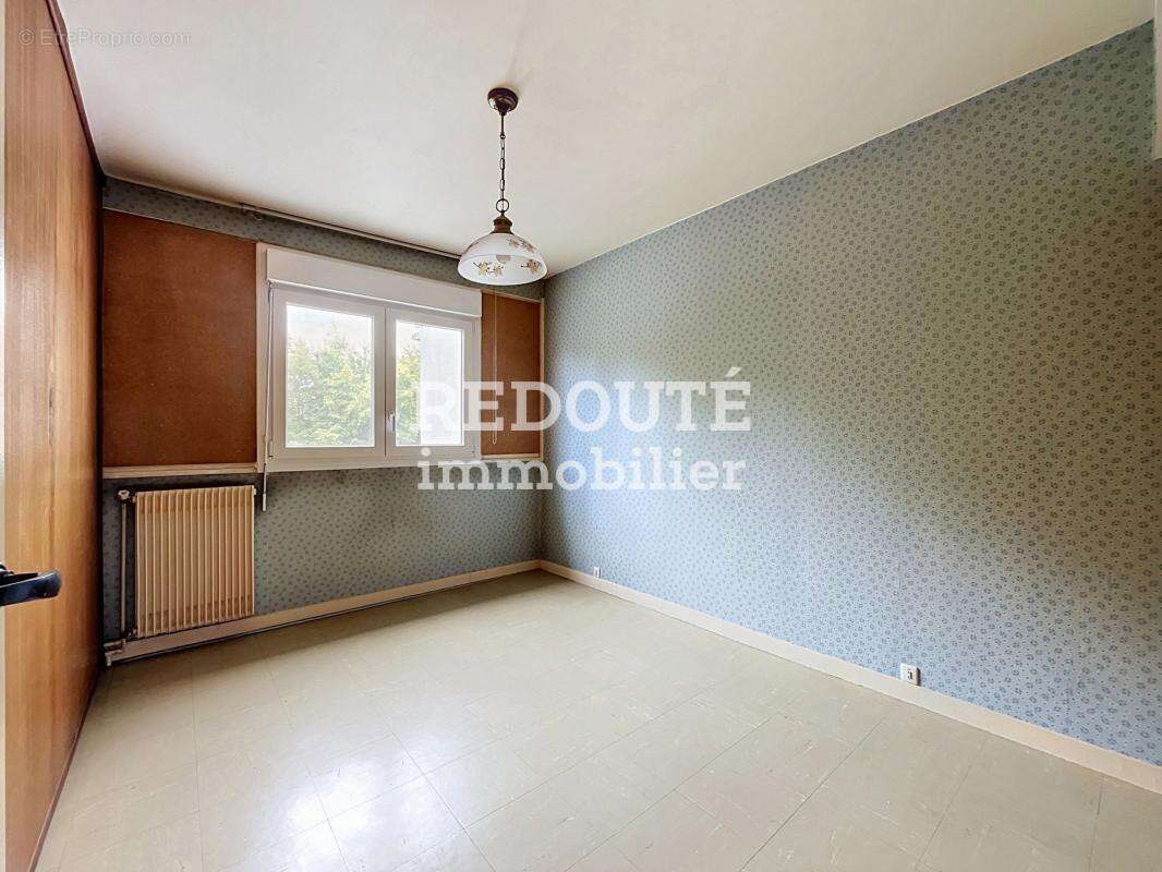 A vendre, maison de type 6 à rénover - photo 10