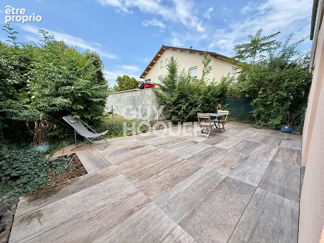 AULNAT- Maison 104 m2, garage et terrasse - photo 3