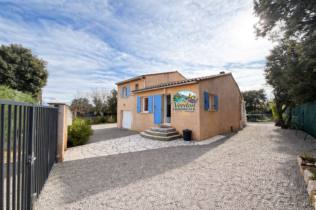 Maison à REGUSSE