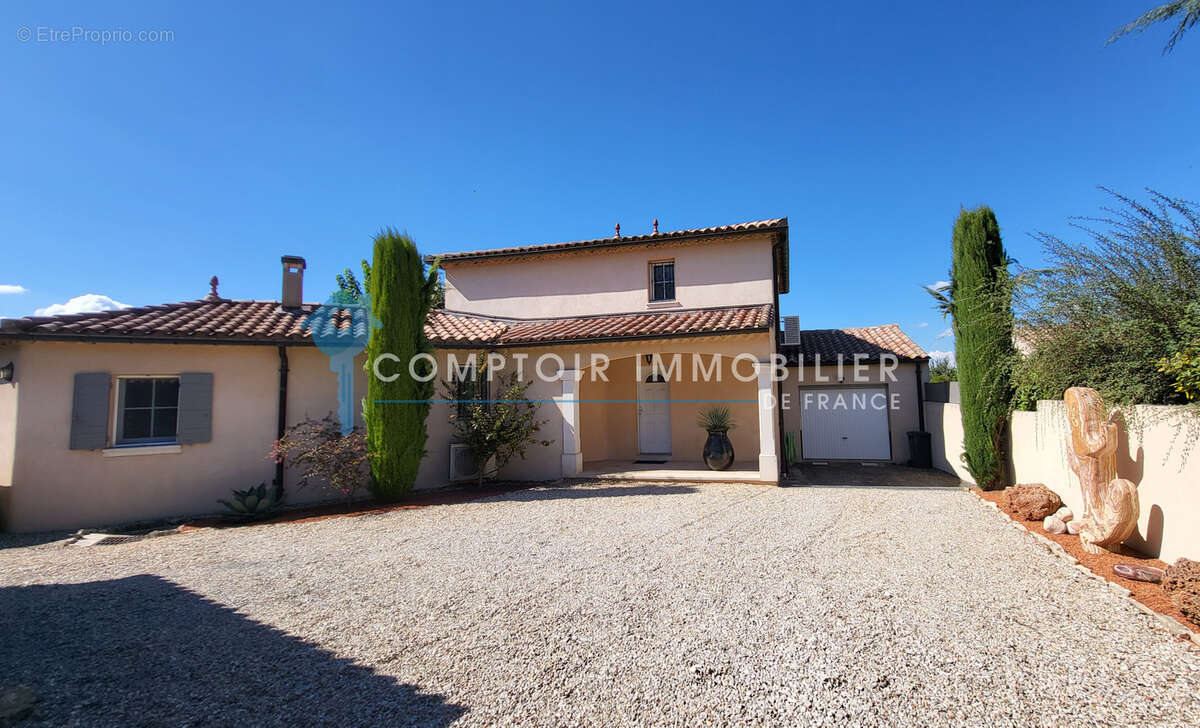 DPT GARD (30), à vendre, UZES proche, maison individuelle type 7, 203m2 habitables, 5 chambres, piscine, garag - photo 19