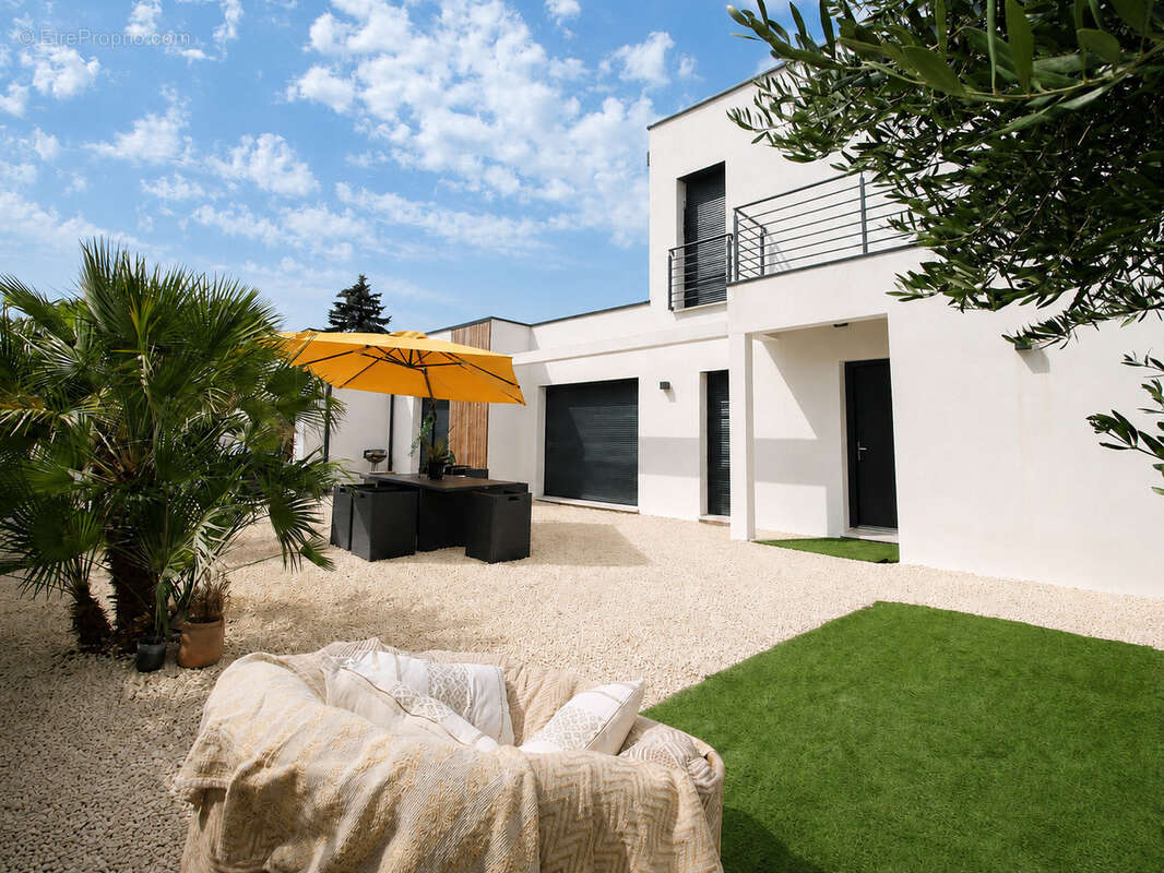 Maison à SAINT-SULPICE-DE-ROYAN