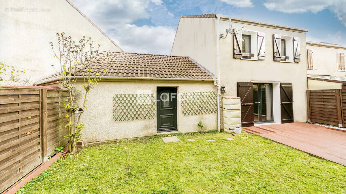 Maison à PONTAULT-COMBAULT