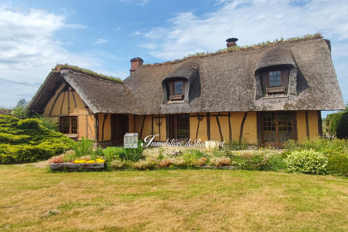 Maison à BEAUMONT-LE-ROGER