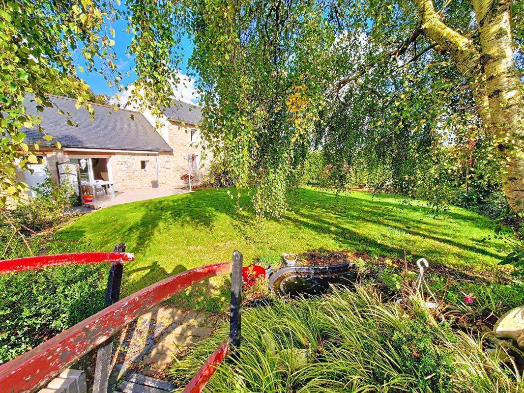 Maison, hangar 280m² et plusieurs dépendances - photo 6