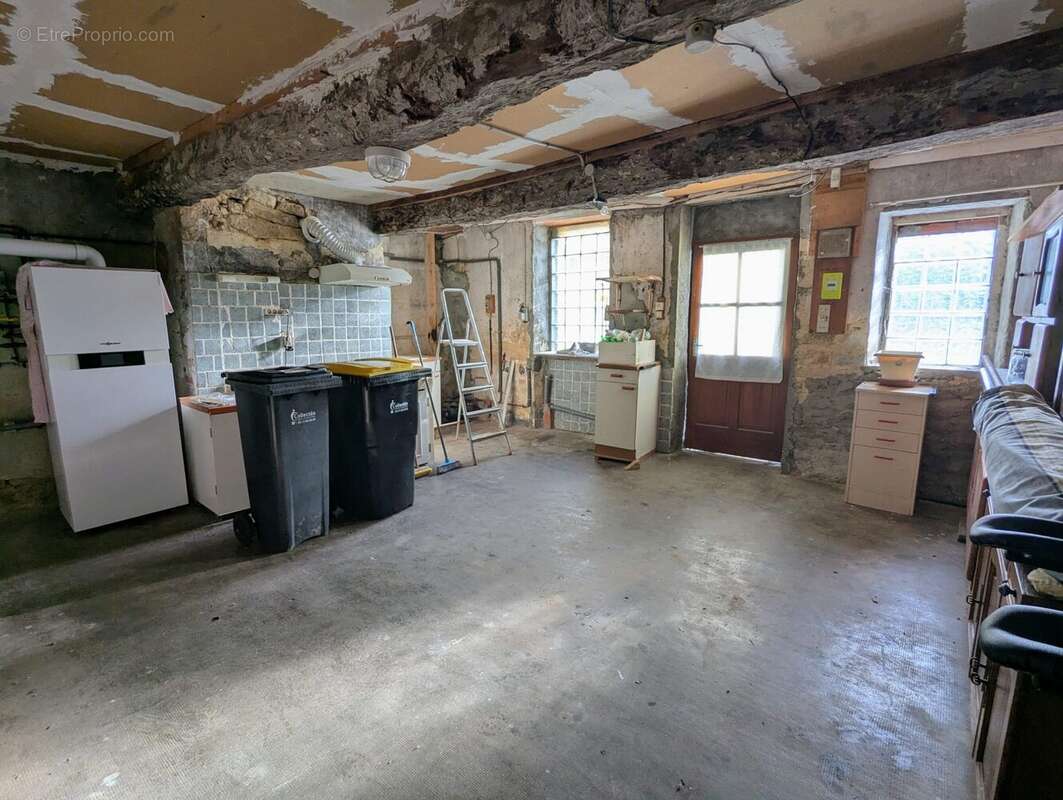 cave - Maison à LONGUEVILLE