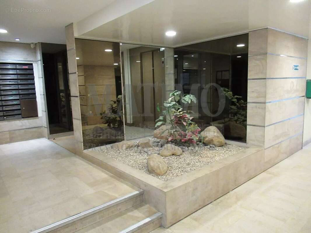Appartement à PARIS-15E