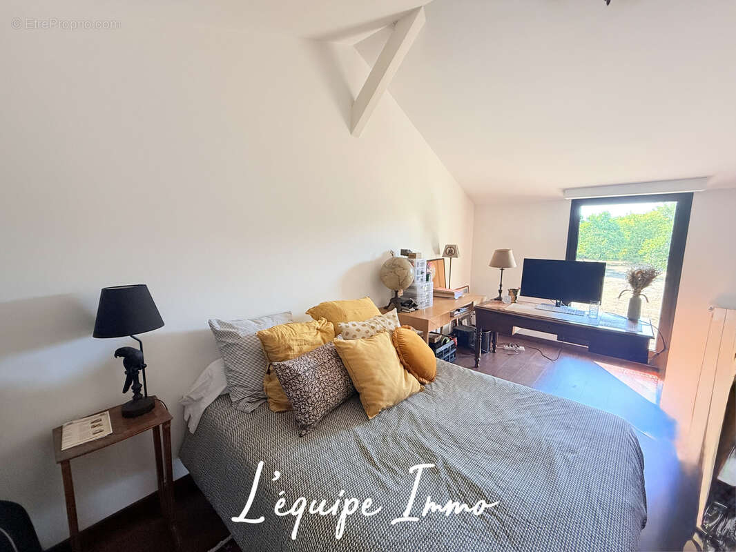 Maison à MAUVEZIN