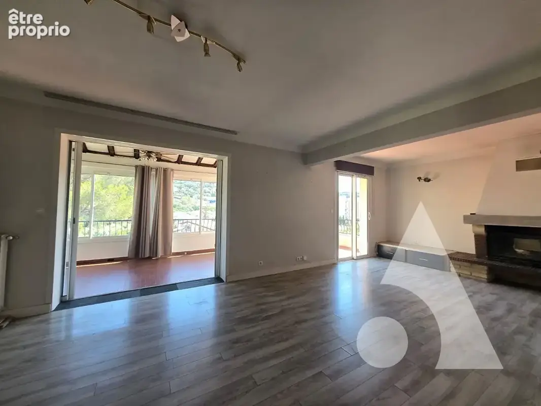 Saint-raphael maison 130  m2 avec studio indépendant, véranda, garage - photo 3