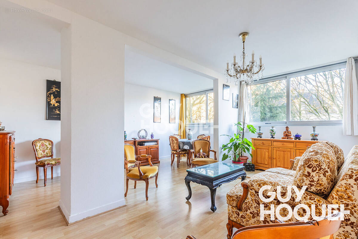 Appartement à SAVIGNY-SUR-ORGE
