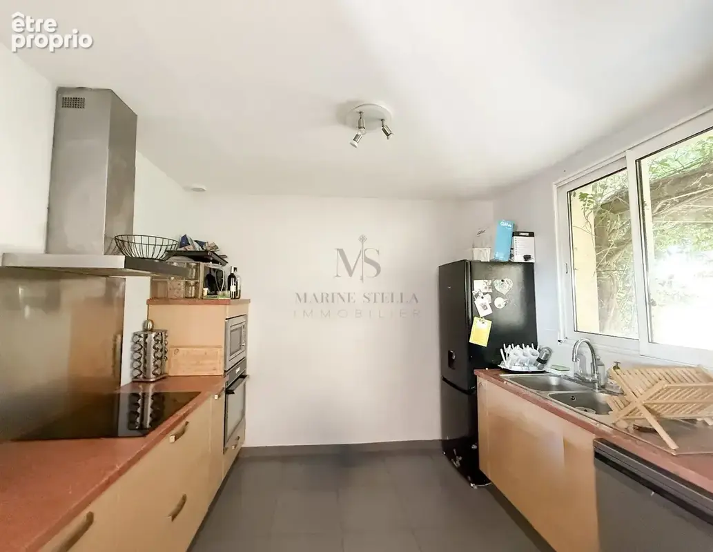 Ensemble Immobilier Rare  Trois Maisons, Piscine, Terrains Agricoles et Équipements pour Activité Animalière - photo 22