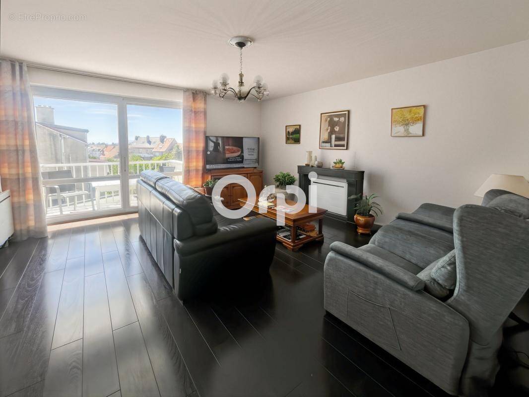 À vendre – Appartement T4 de 96 m²   lumineux et traversant avec balcon et garage – Boulogne-sur-Mer - photo 1