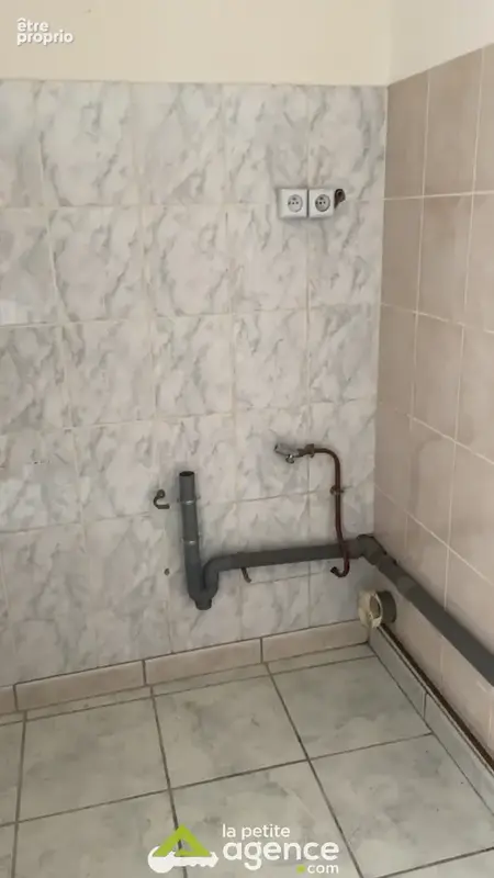 Maison 4 pièces 95 m² à vendre à Sancoins (18600) - photo 6