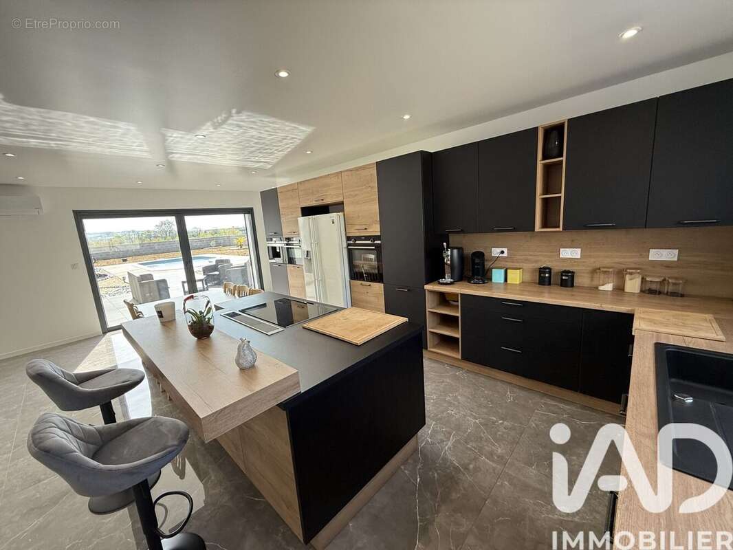 Photo 4 - Maison à CHATELLERAULT