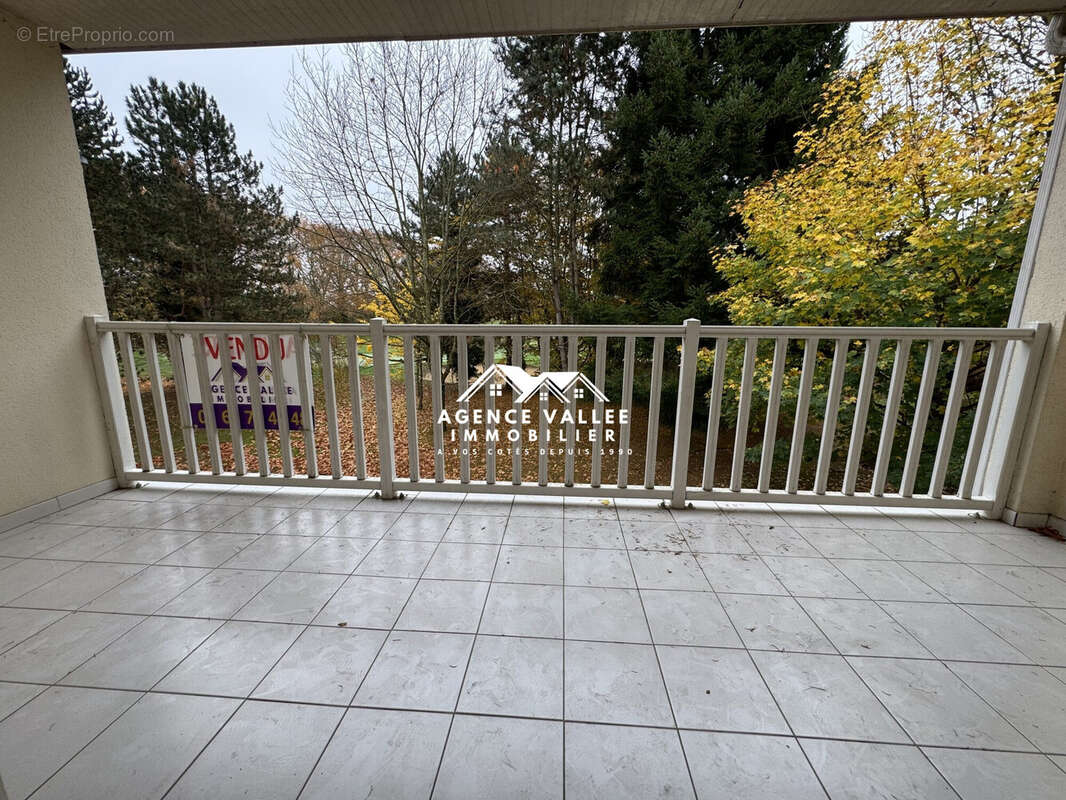 Balcon - Appartement à SAINT-GERMAIN-LES-CORBEIL