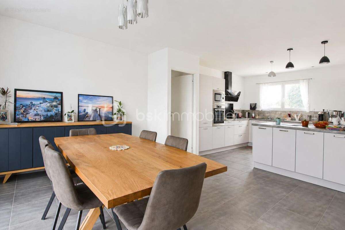 Maison contemporaine de plain-pied 115 m² – 4 chambres – DPE A/A – Secteur Lescar - photo 4