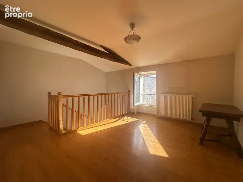 Les Clouzeaux, Maison en pierre 5 chambres avec jardin env. 605 m² double garage - photo 5