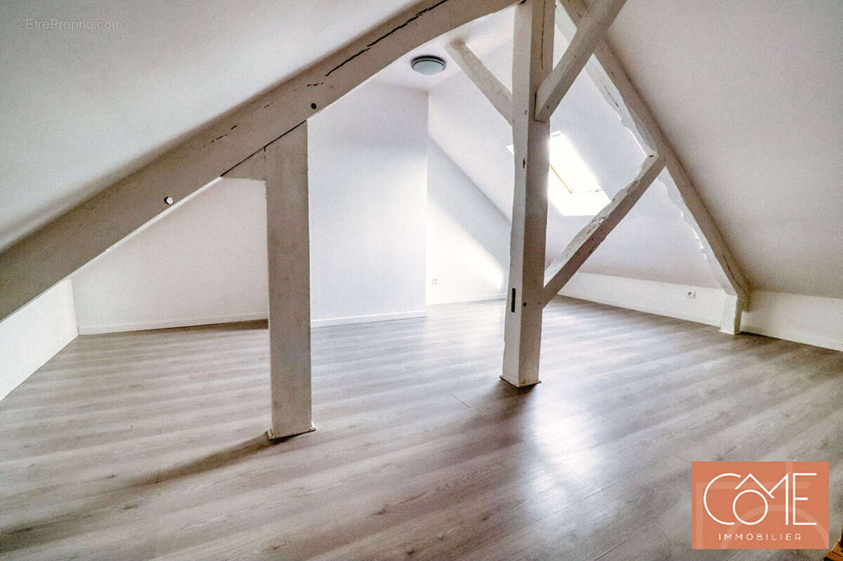 Appartement à NOYAL-SUR-VILAINE