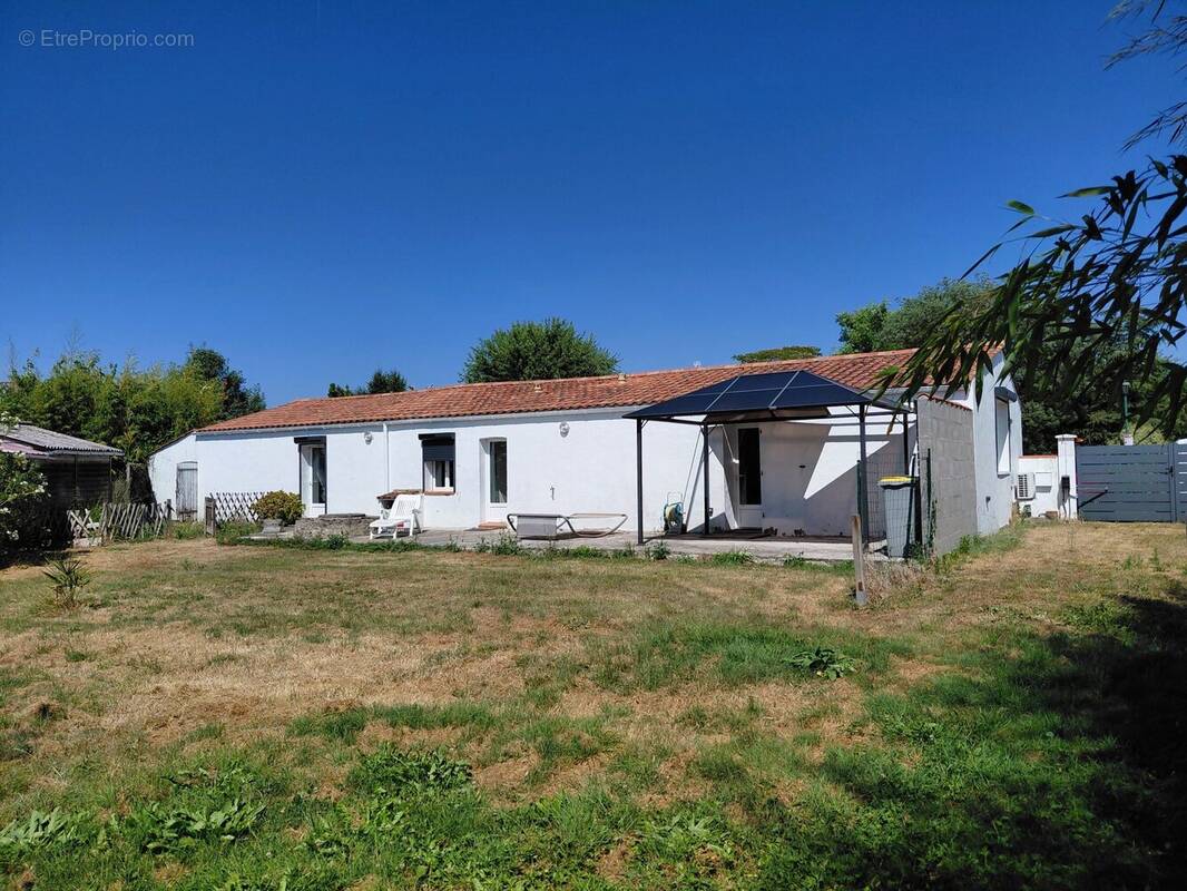 Maison à BOIS-DE-CENE