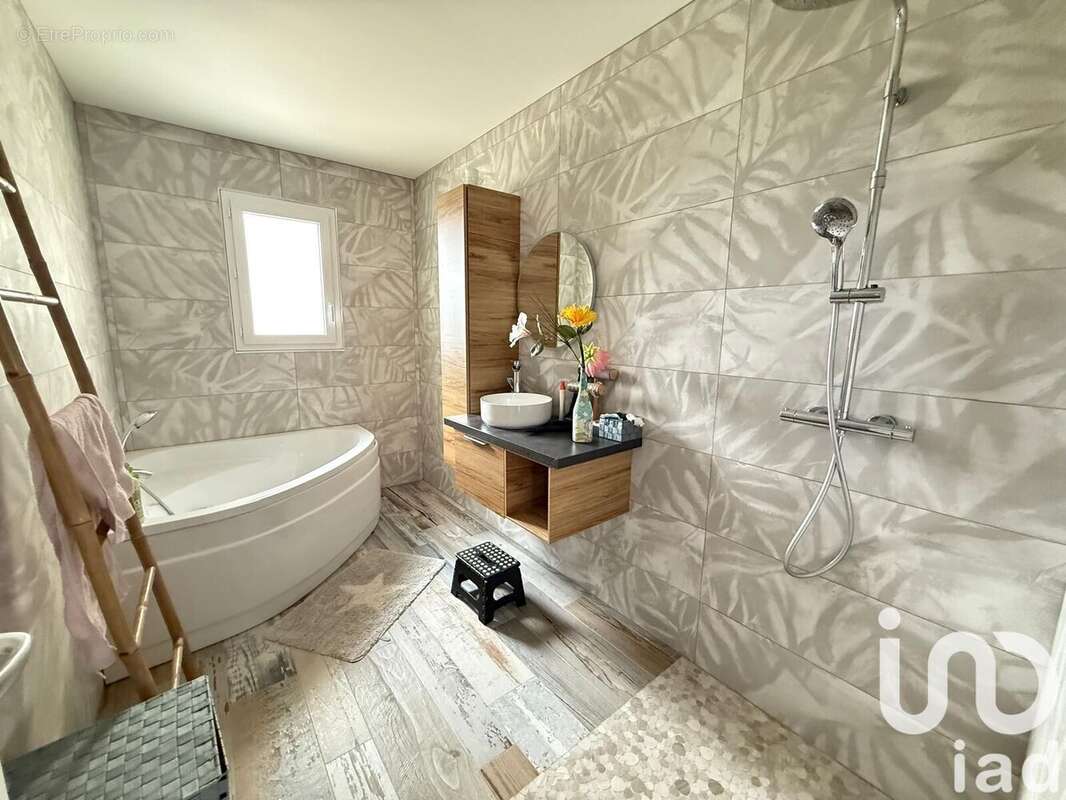 Photo 9 - Maison à SAINT-MAGNE-DE-CASTILLON