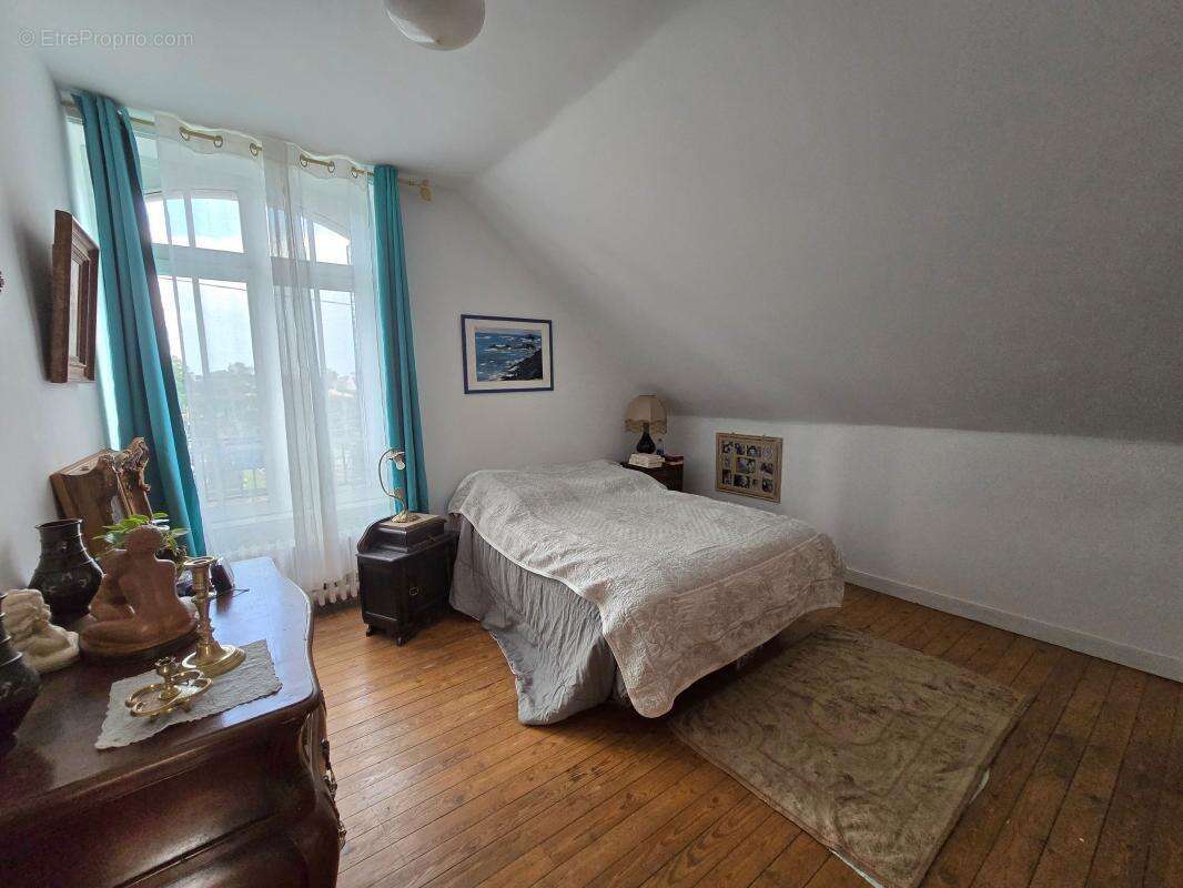 Maison à LANDIVISIAU