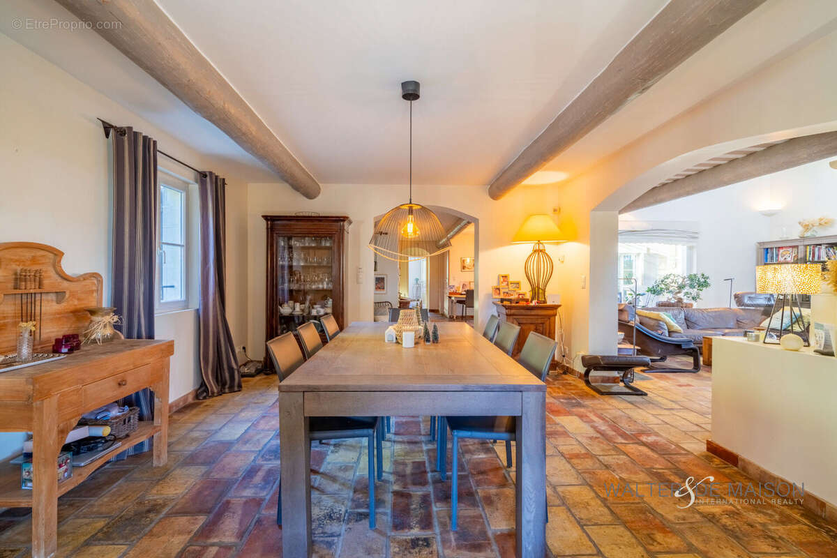 Maison à MAUSSANE-LES-ALPILLES