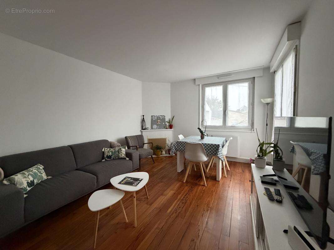Appartement à BORDEAUX