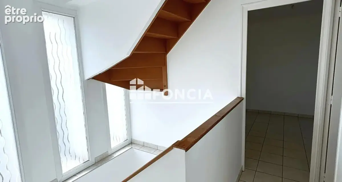 Maison 3 pièces en excellent état avec terrasse et parking (Gare à 4 km) - photo 10
